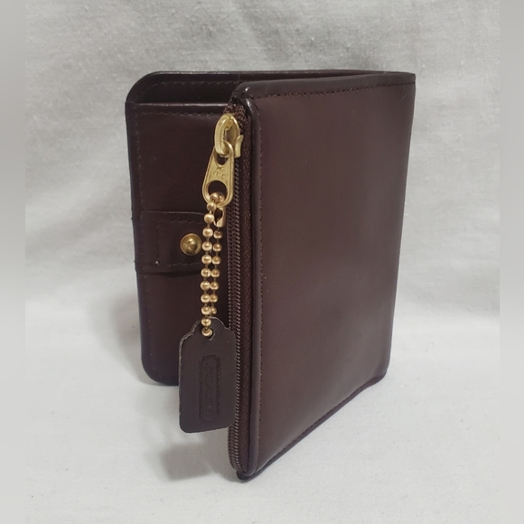 Coach Handbags - ☆HP☆ Rare Vintage 1990's Coach Wallet